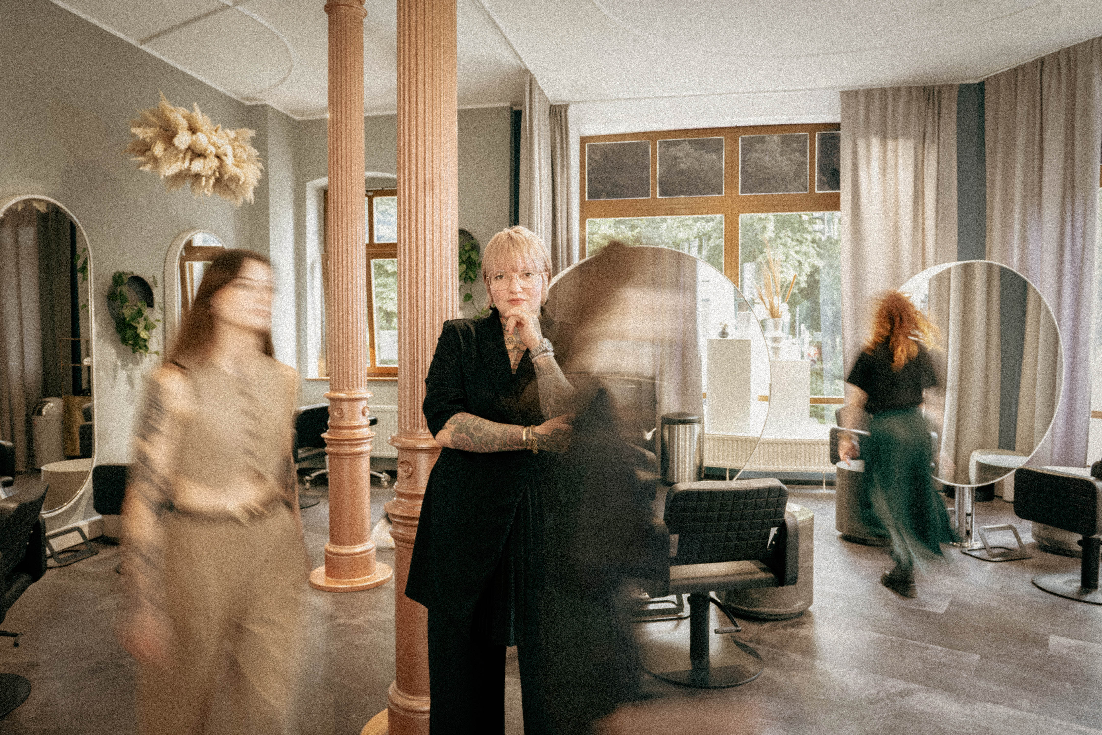 Drei Friseurinnen im Atelier Götz